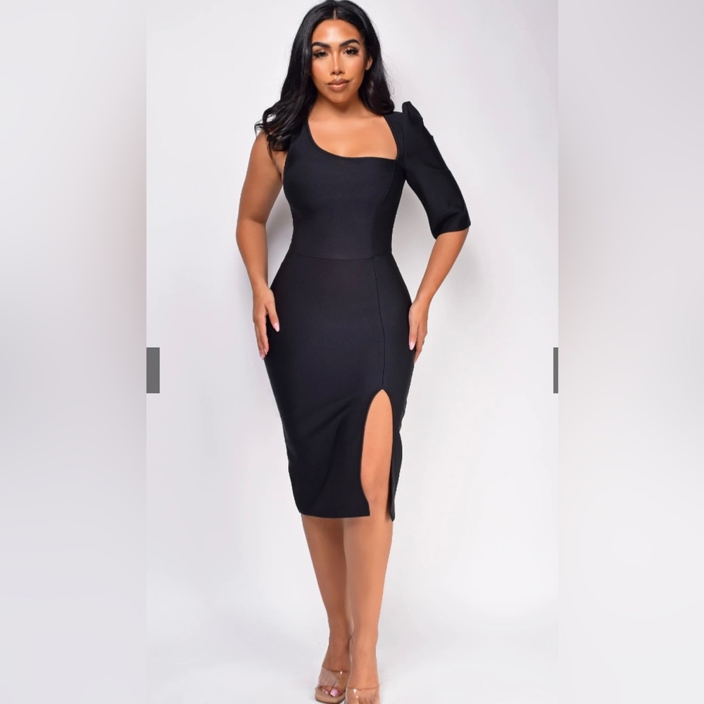 EMPRADA - Delilah Black One Sleeve Bandage Midi Dress in black size small